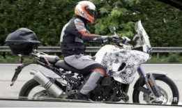 爆料视频摩托车,揭秘最新爆料视频背后的精彩瞬间